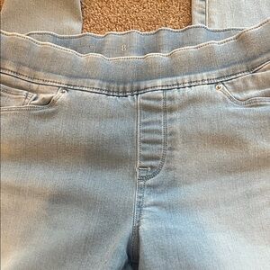 Levi's Women's Light Blue Skinny Jeans